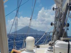 approaching Saba Island1645.JPG