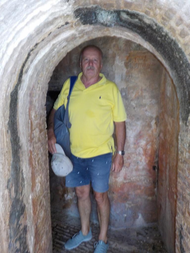 Just high enough for Gerry to clear beekenburg fort.jpeg